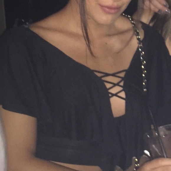 Black crop top - Picture 3 of 3